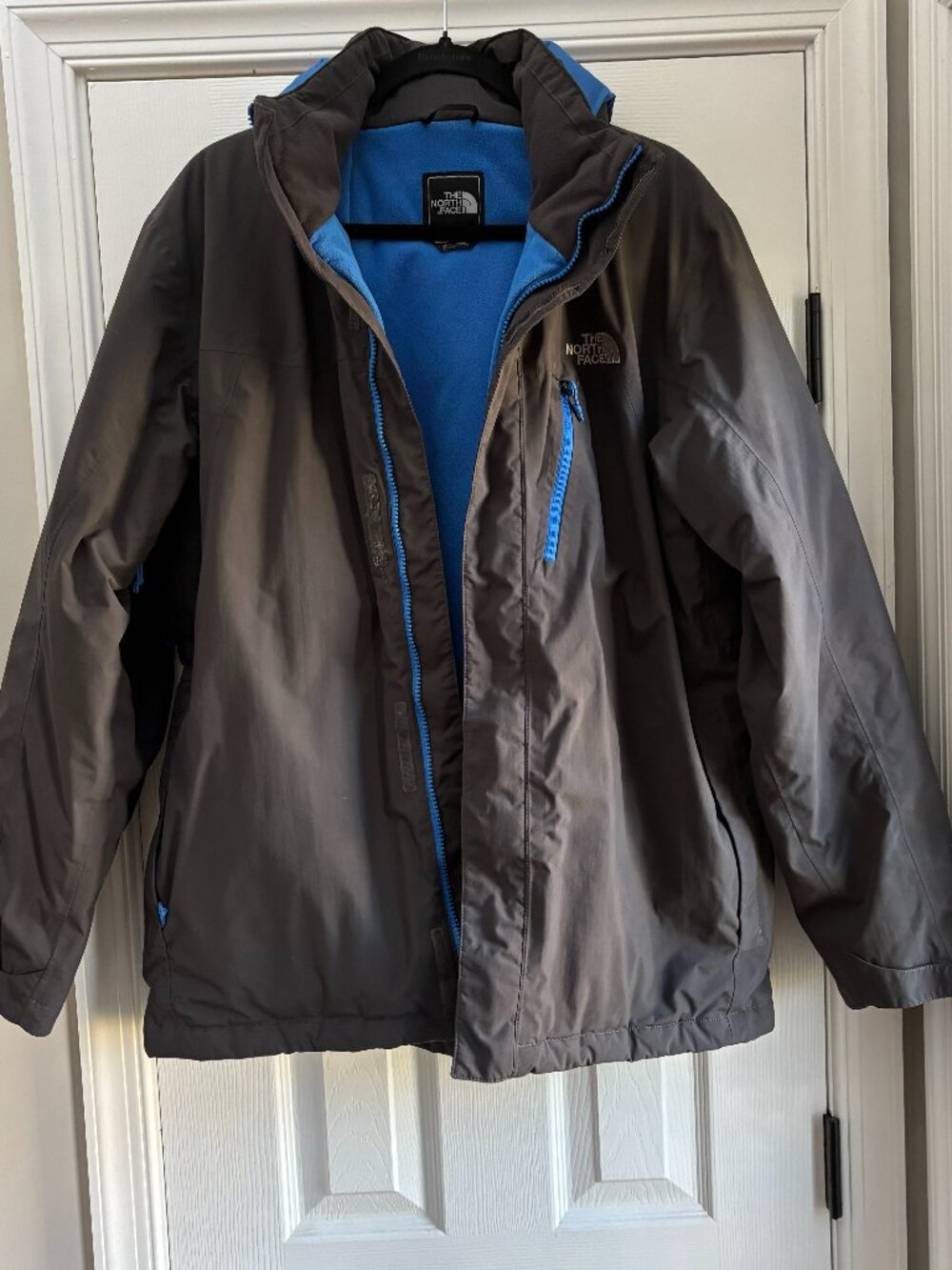 North Face Men's Jacket Dark Grey Fleece Lined - Size Large